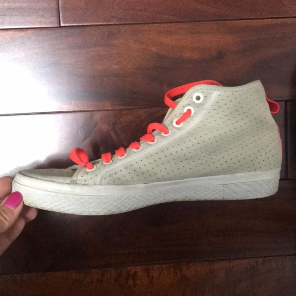 Adidas Flat Shoes (high angle) - Picture 2 of 5